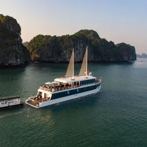 JadeSails (Luxury Day Cruise)